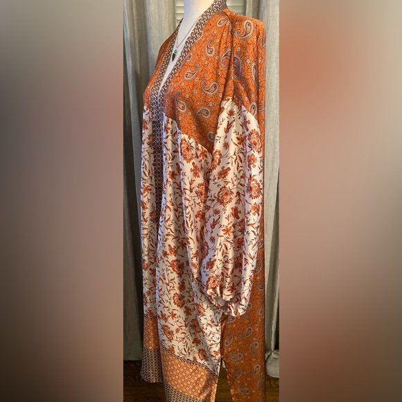 Lush Women's Floral Border Print Satin Long Open Kimono/Duster, Size L - Picture 5 of 8